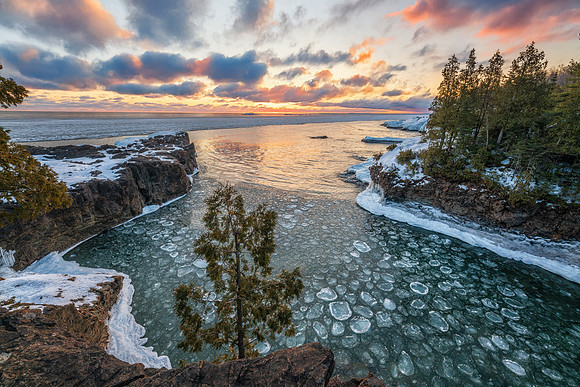Black Rocks Winter Sunrise, Marquettee, MI