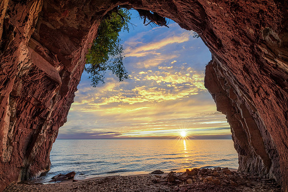 Hidden Lake Superior Cave