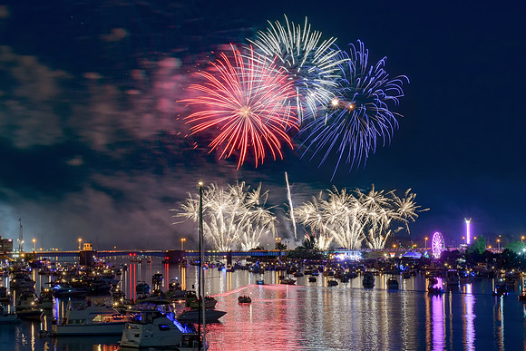 Bay City Fireworks- Red White & Blue Horizontal
