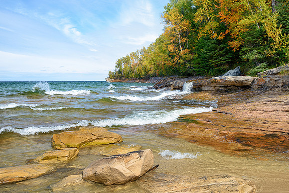 Elliot Falls spilling into Lake Superior