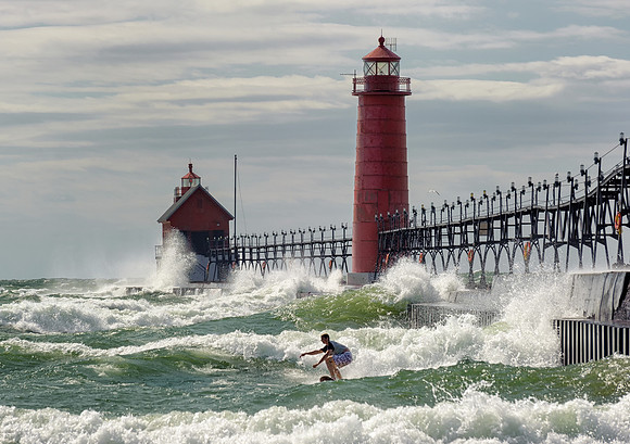 Surfing Great Lakes Style