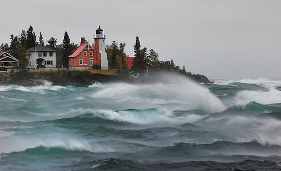 Eagle Harbor Lighthouse Gale , 60mph gusts