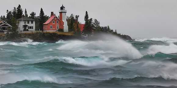 Eagle Harbor Lighthouse Gale , 60mph gusts