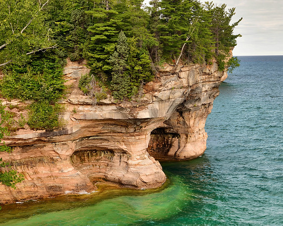 Lake Superior cave, Pictured Rocks National Lakeshore
