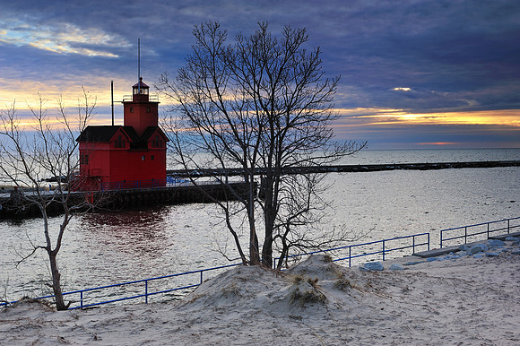 (Big Red)  Holland Harbor Lighthouse - Winter 2012