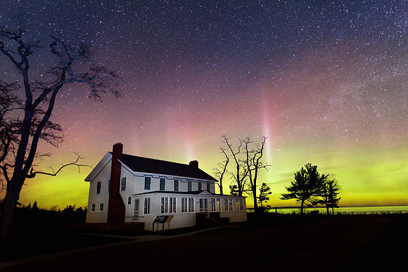 "Ghost Town Aurora"