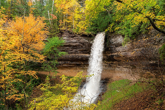 Munising Falls-Fall-High Water-Michigan-upsi
