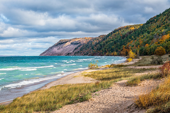 Moody Autumn morning at Empire Bluff