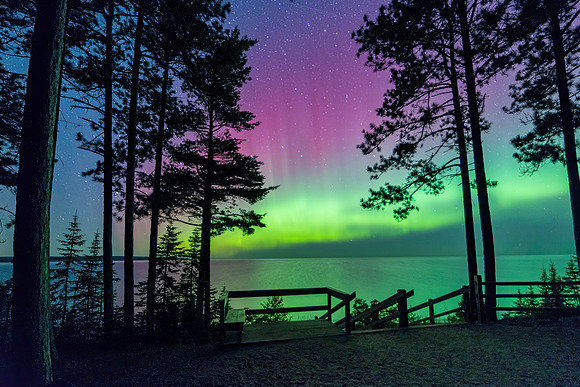 Northern Lights-Miners Beach Overlook