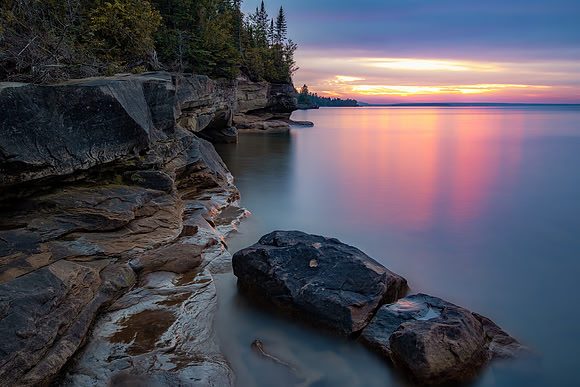 A peacful early autumn sunset over Lake Superior