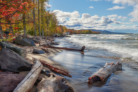 Lake Superior Driftwood-Porcupine Mountians State Park