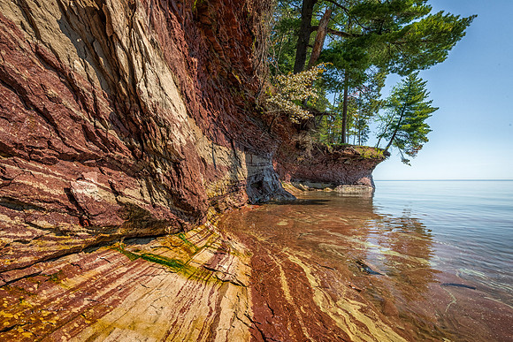 Patterns in rock-Lake Superior
