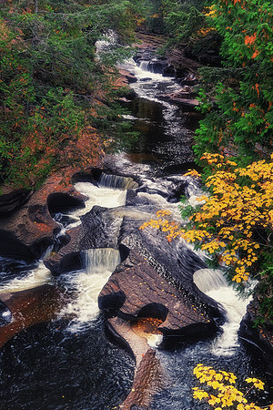 Presque Isle Potholes, Porcupine Mountians