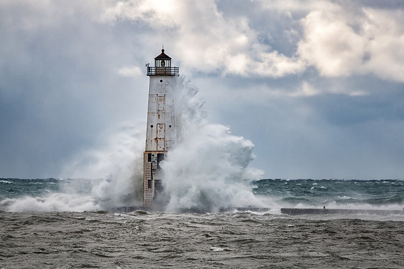 Wind & Waves pound the Frankfort MI Lighthouse