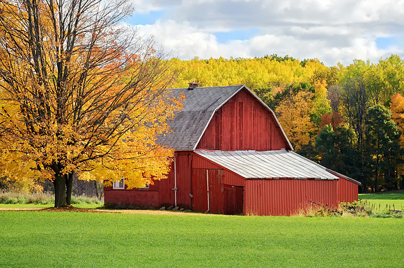Old barn in Montcalm County michigan