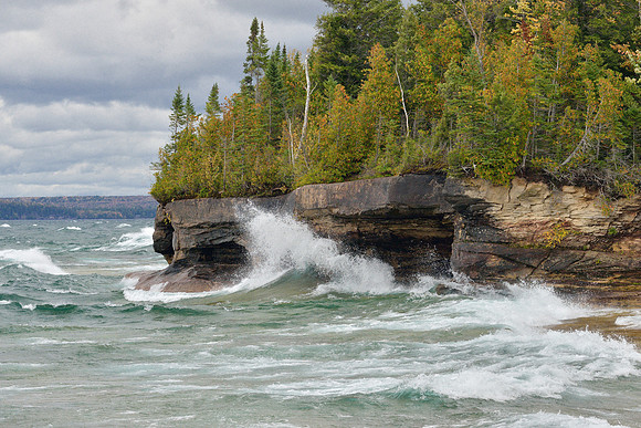 Stormy Autumn day on Lake Superior