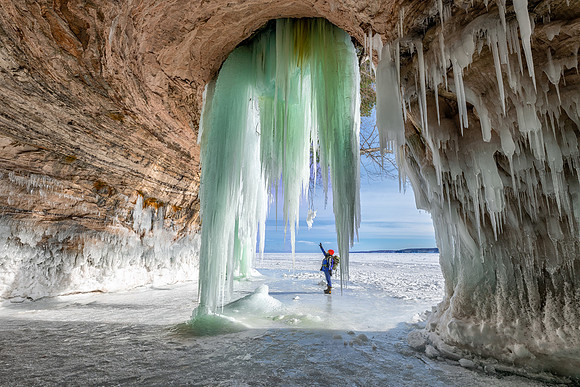 Grand Island ice Cave, Mrs. Nut