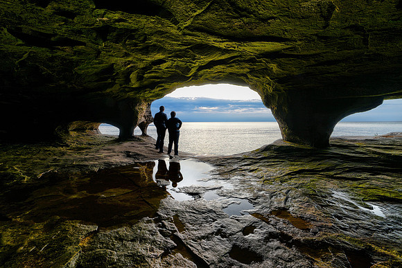 "Superior View" Sea Cave on lake Superior