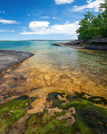 Lake Superior Mossy Cove