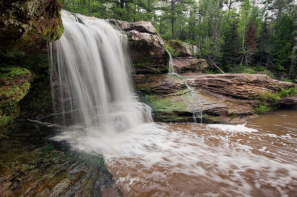 O Kun de Kun Falls