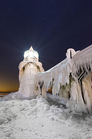 "Natures Art" Winters icy grip at St Joseph Lighthouse