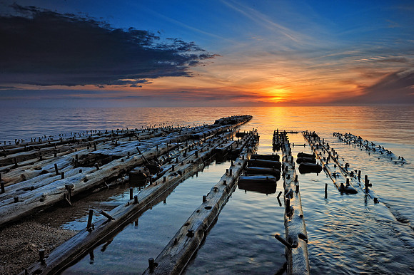 "Graveyard Coast III " - (Mary Jarecki shipwreck) , Pictured Rocks National Lakeshore