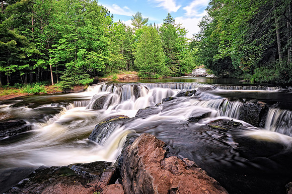 Bond Falls, Michigans Upper peninsula