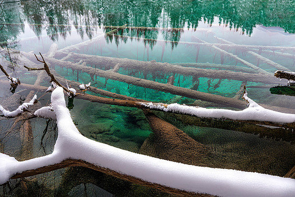 big spring-winter reflections