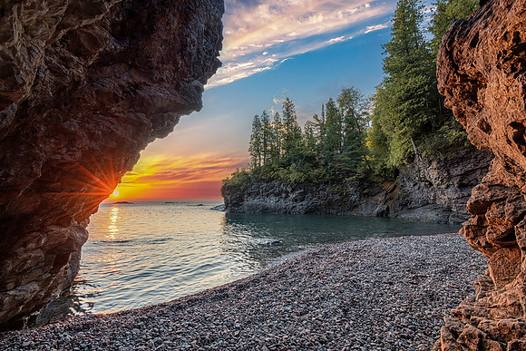 Black Rocks Cave, Presque Isle Park, Marquette